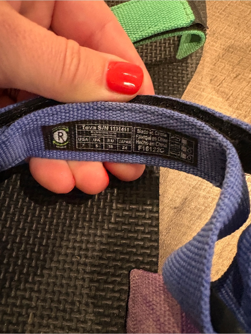 Teva Pride Rainbow Strap Sandals - size 7 women’s - Picture 3 of 3